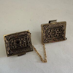 vintage sweater clips little book covers or ornate plaques Gold Tone B17